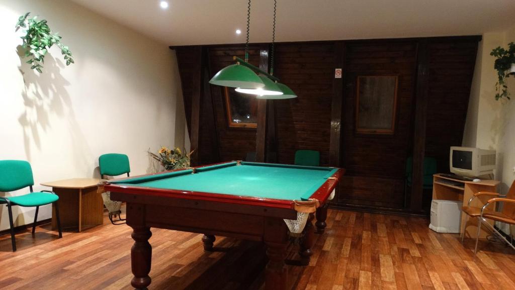Hotel Junior Zamosc  Ngoại thất bức ảnh